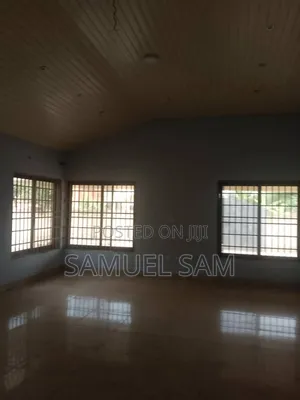 5bdrm House in Tema Golf City for rent