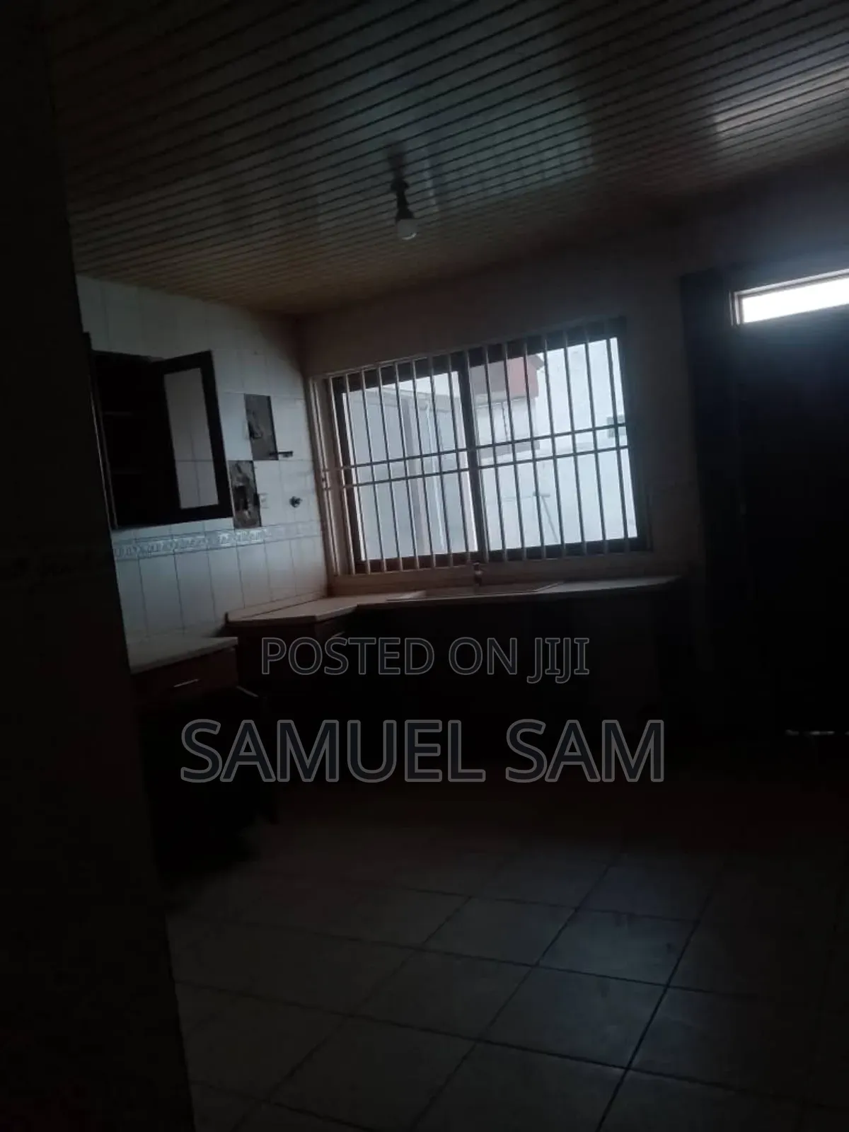 5bdrm House in Tema Community 22 for rent