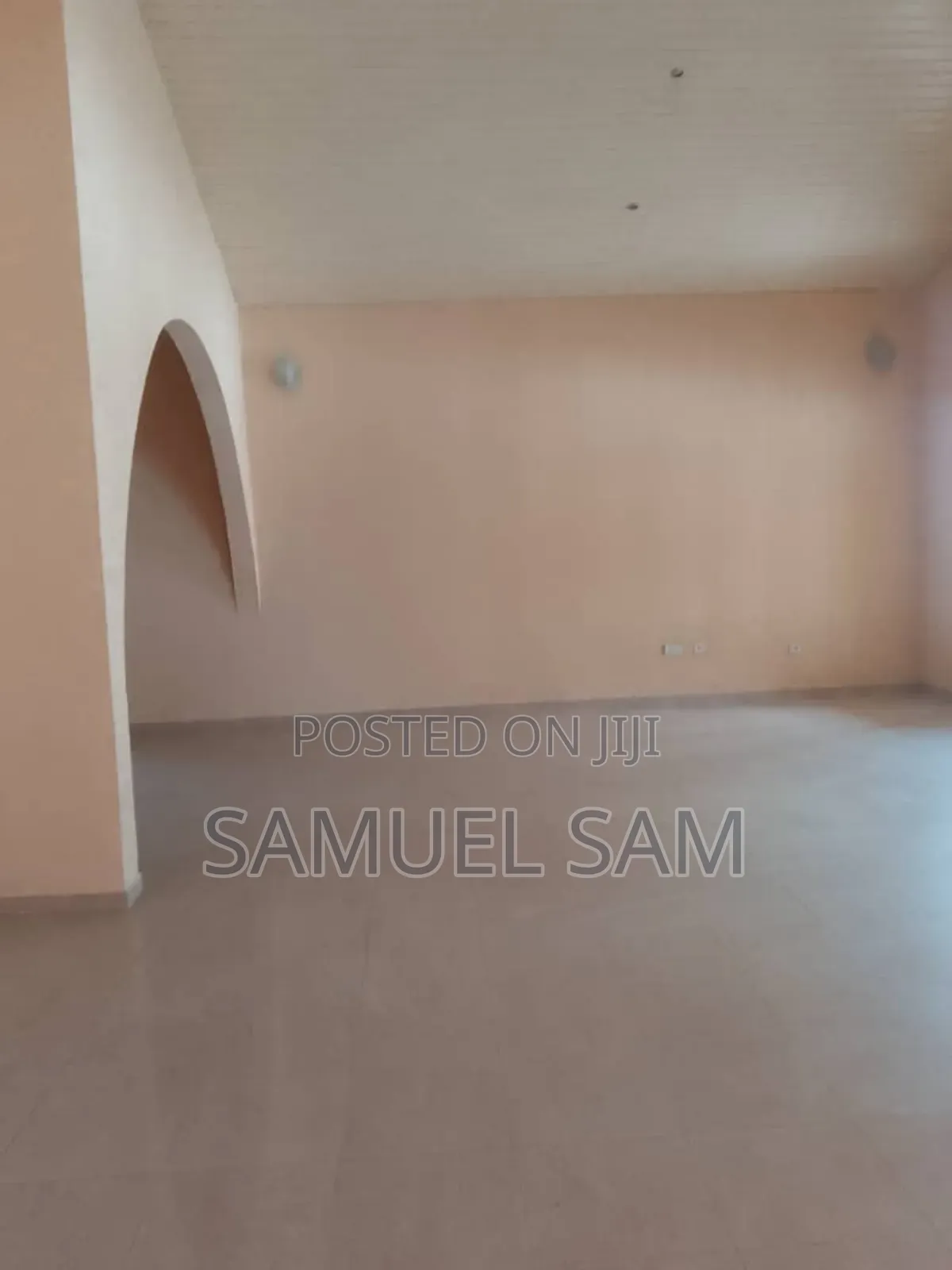 5bdrm House in Tema Community 22 for rent