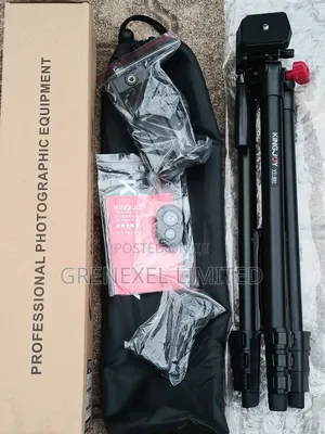 Executive Tripod Stand