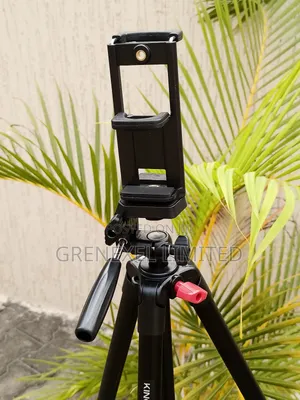 Executive Tripod Stand