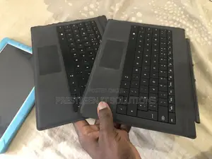 Microsoft Surface Pro Keyboard (Type Cover) – Model 1644