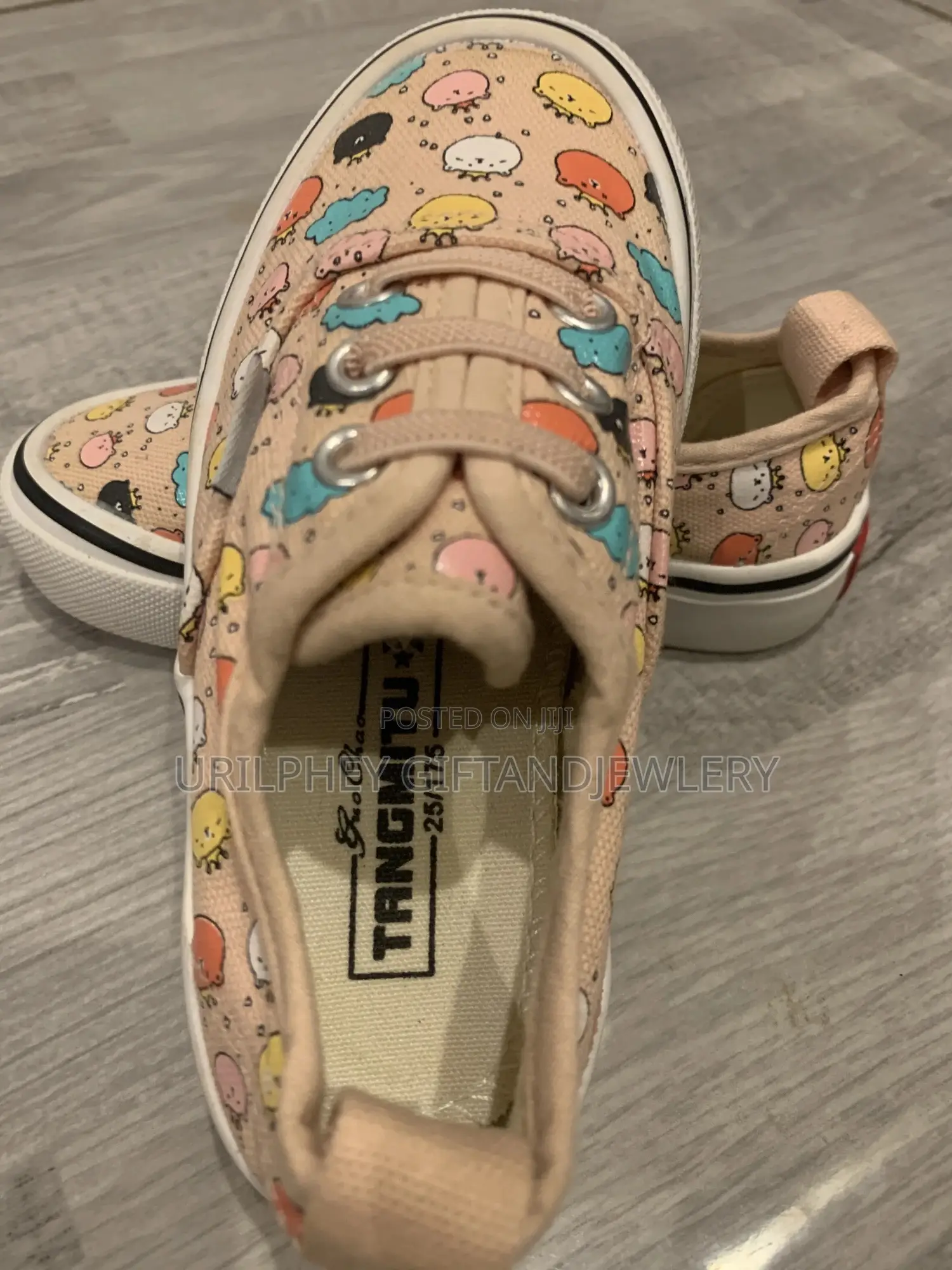 Tmtu Pink Character Print Canvas Sneakers – Cute Playful