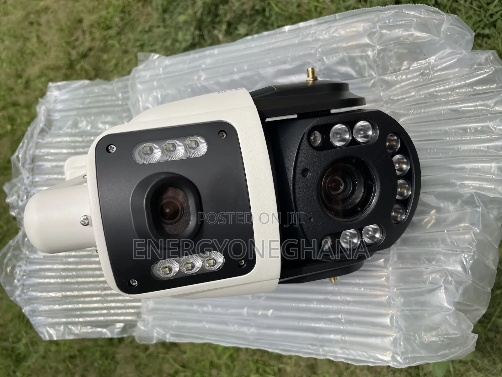 Solar CCTV Camera With Original High Speed 256sd Card or 512sd Card