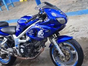 Suzuki SFV650 2000 Blue