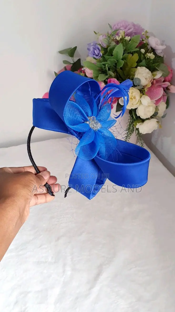 Fascinator/Head Ban