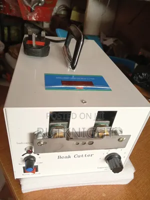 Automatic Debeaker Machine