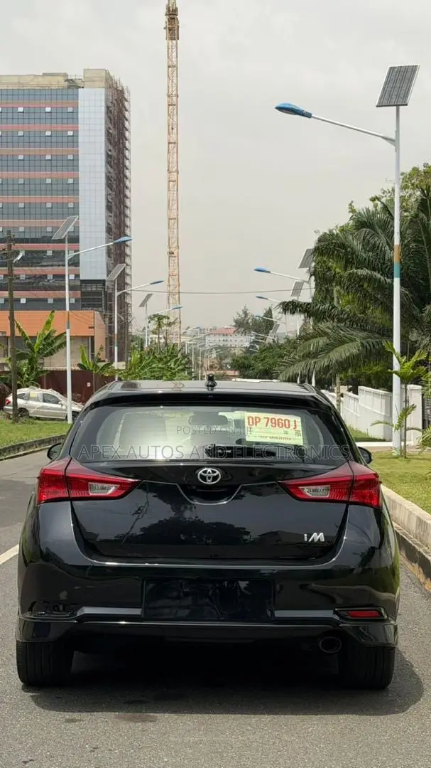 Toyota Corolla Hatchback 2019 Black