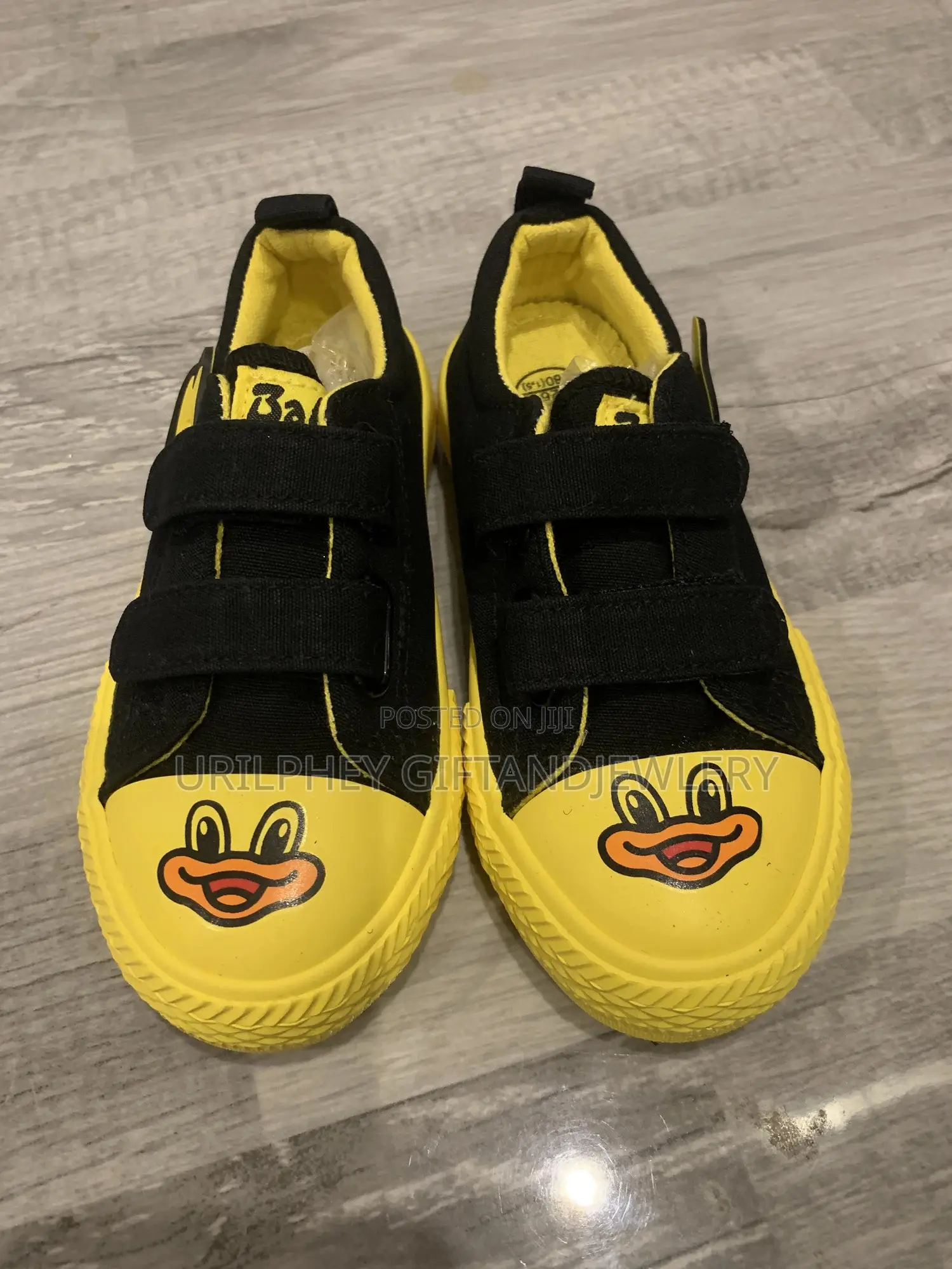 Kids Yellow Black Duck Sneakers – Playful Animal Design