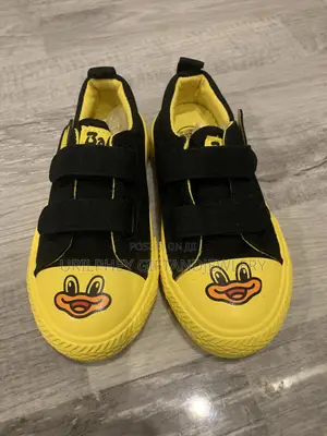 Kids Yellow Black Duck Sneakers – Playful Animal Design