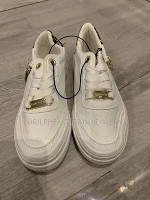 White Glam Platform Kid Sneakers With Leopard Print Heel Gold Detail