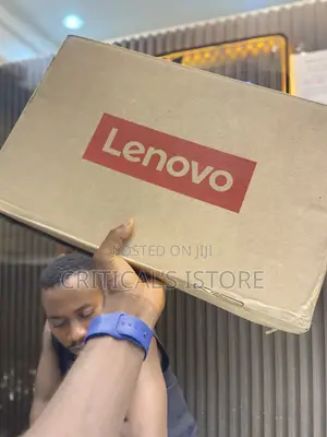 New Laptop Lenovo Ideapad 3 8GB Intel Core i5 SSD 512GB