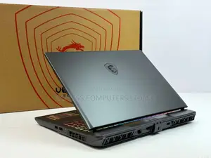 New Laptop MSI Vector 16 HX AI A2XWIG 32GB Intel Core Ultra 9 SSD 1T