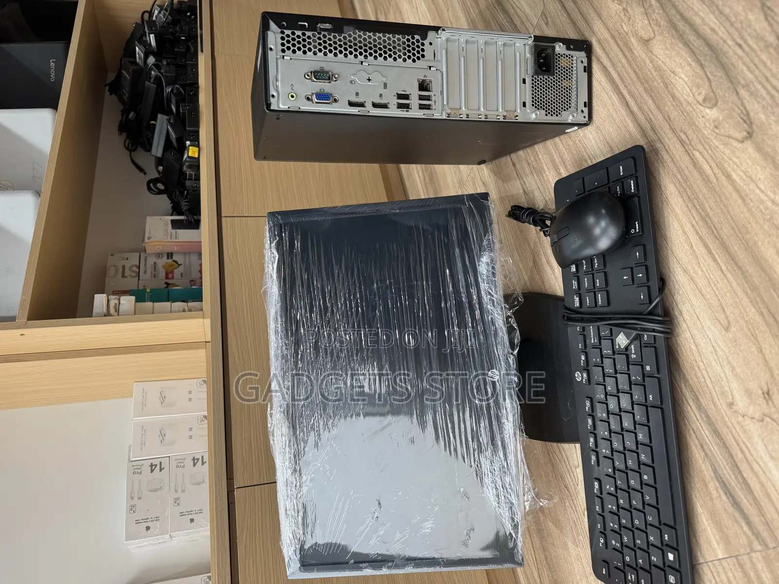 Desktop Computer Lenovo 8GB Intel HDD 500GB