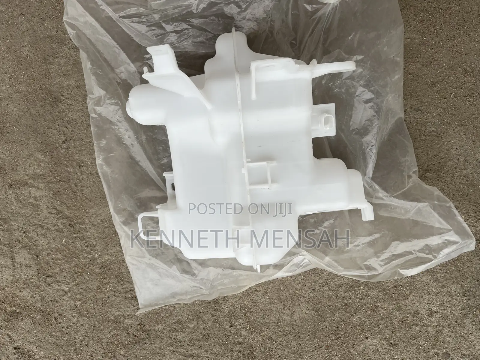 Mazda 6 2014-2019 Wiper Bottle