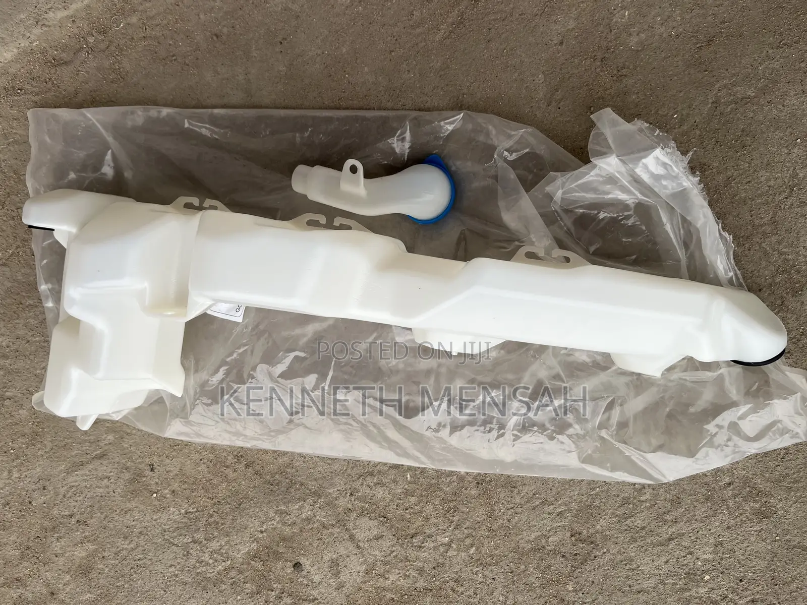 Honda Crv 2012-2016 Wiper Bottle