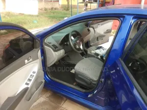 Hyundai Accent 2012 Blue