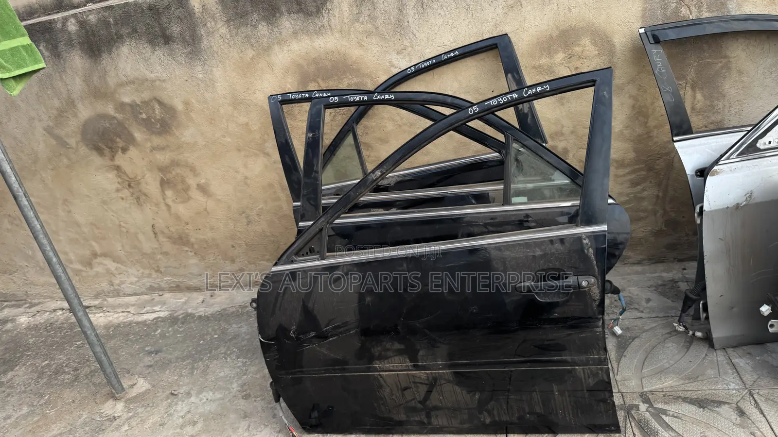 Toyota Camry 2002,2003,2004,2005,2006 Doors Set Available