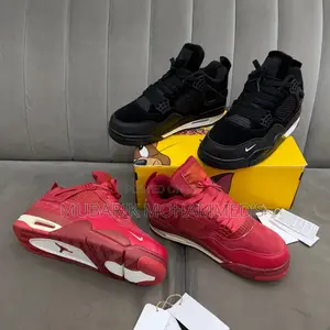 Sneakers Hub