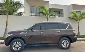 Nissan Patrol 2016 Brown