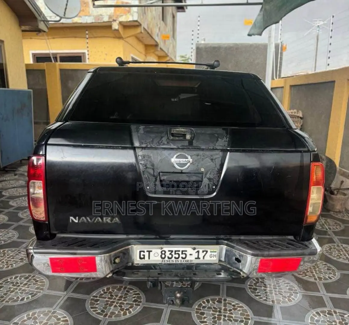 Nissan Navara 2011 Black