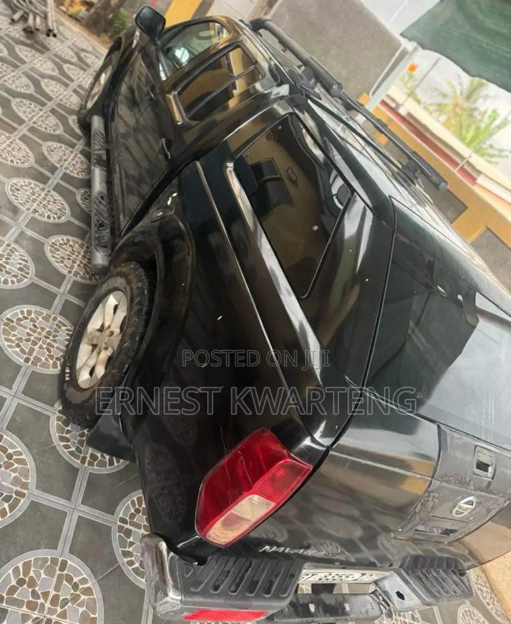 Nissan Navara 2011 Black