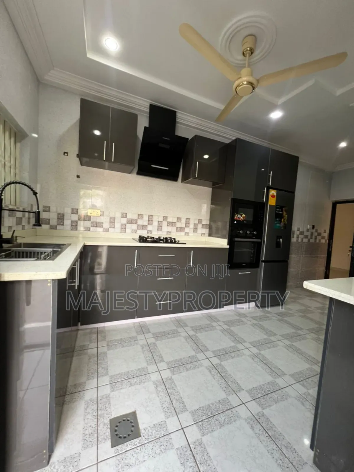 3bdrm Apartment in Spintex for rent