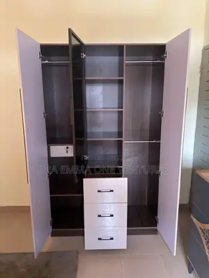 Brand New 3in1 Wardrobe (Mdf Laminated Board)