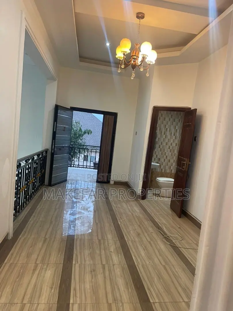 4bdrm House in Adjiriganor for rent