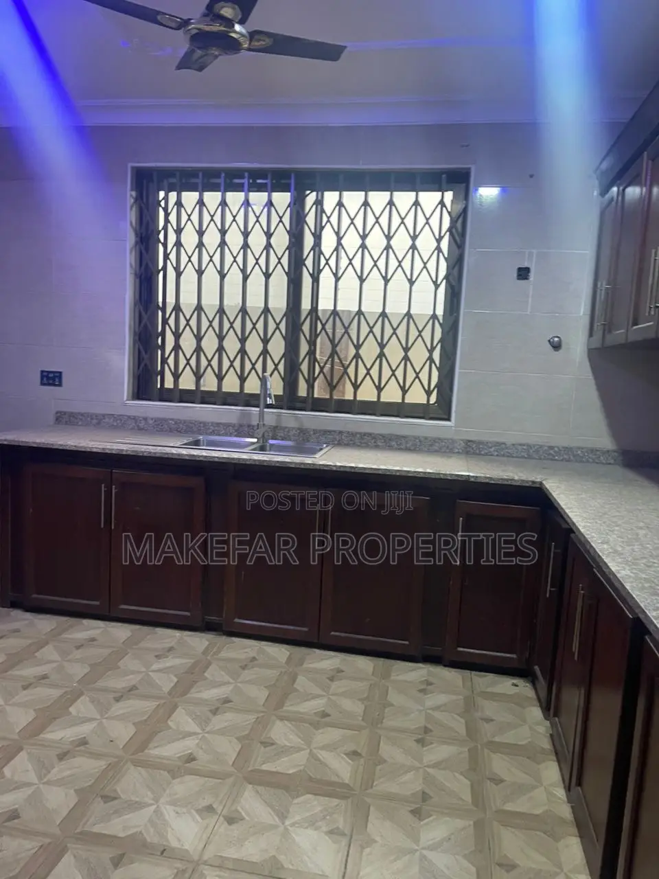 4bdrm House in Adjiriganor for rent
