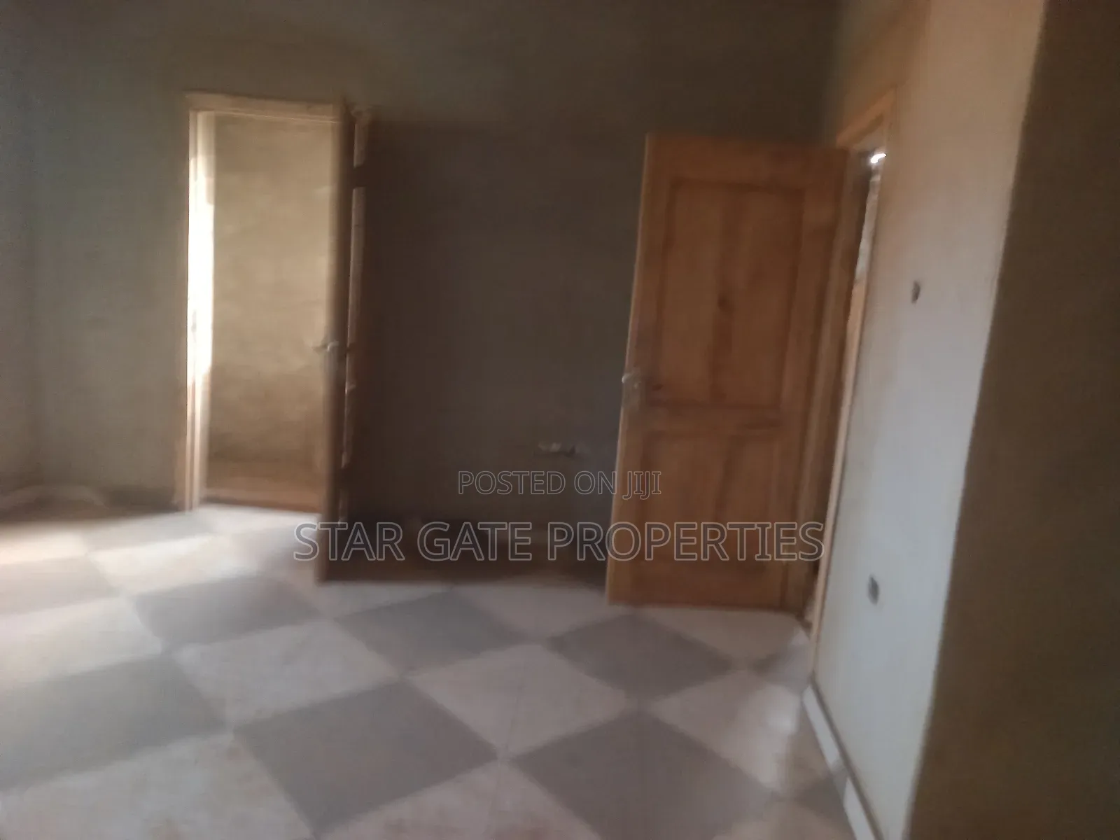 8bdrm House in Jachie Pramso, Kumasi Metropolitan for sale