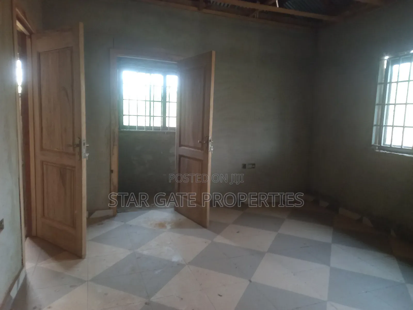 8bdrm House in Jachie Pramso, Kumasi Metropolitan for sale