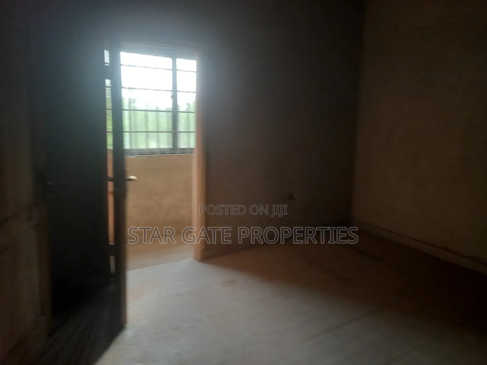 8bdrm House in Jachie Pramso, Kumasi Metropolitan for sale