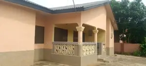 3bdrm House in Hometrust Properties, Amasaman for sale