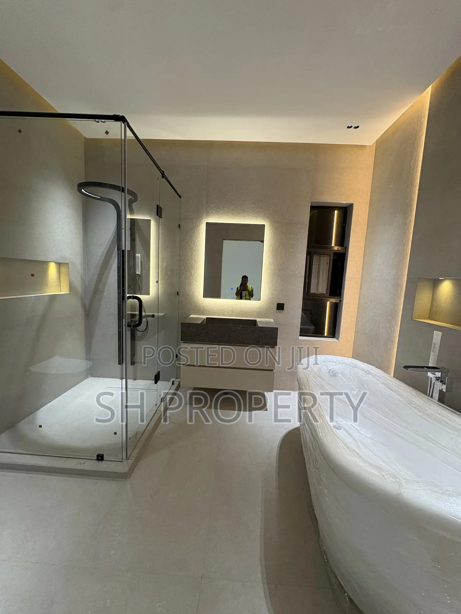 4bdrm House in East Legon Hills, Accra Metropolitan for sale