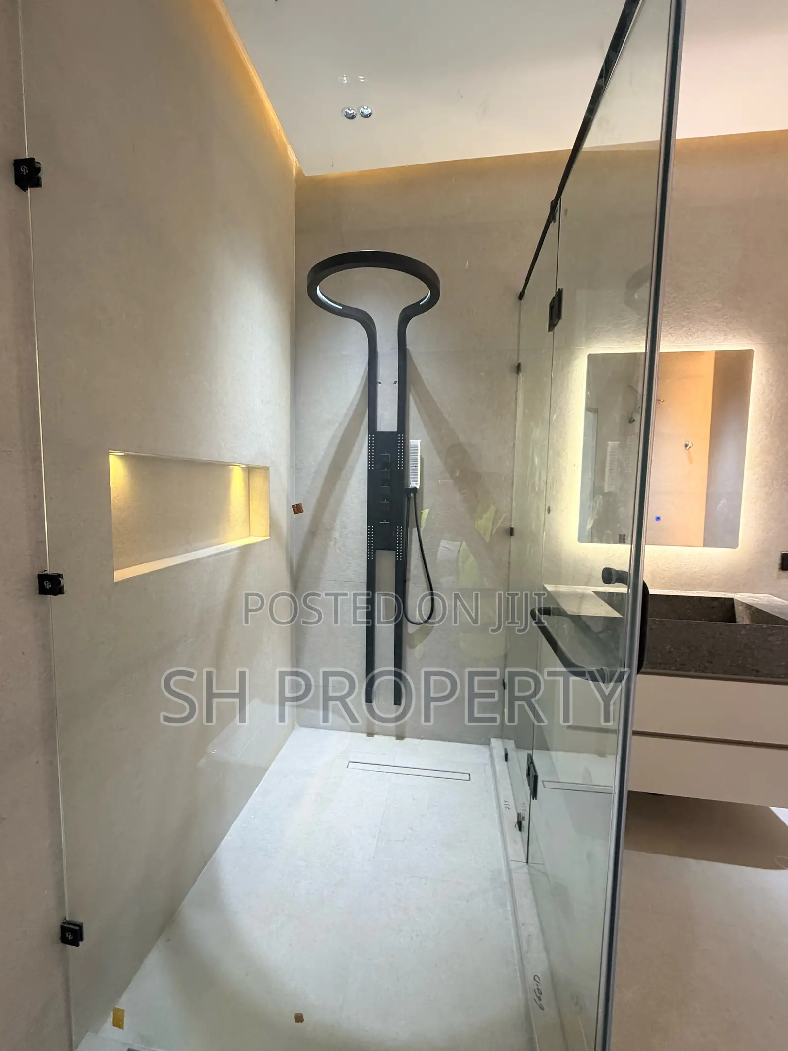 4bdrm House in East Legon Hills, Accra Metropolitan for sale