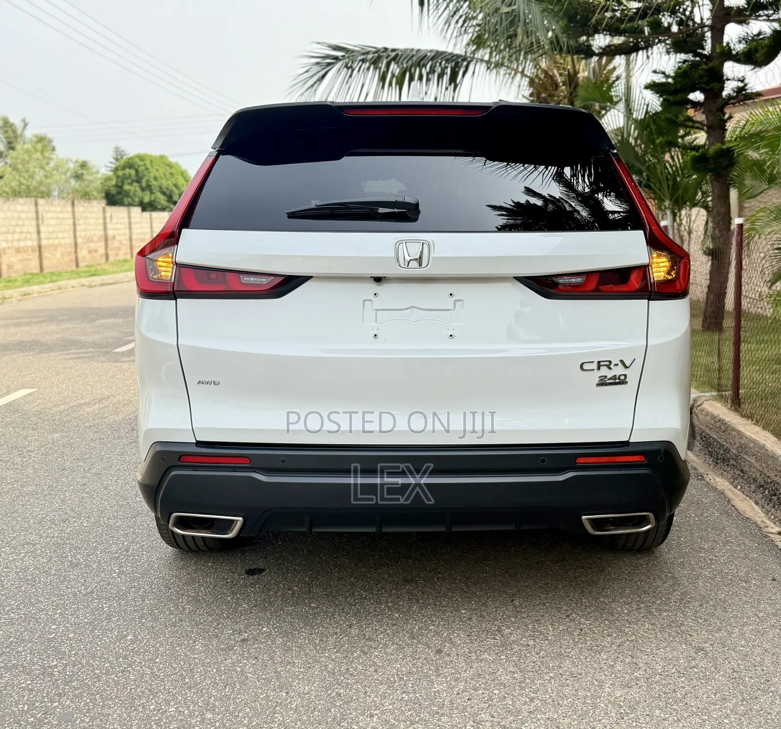 Honda CR-V 2023 White