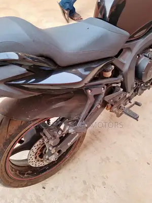 Yamaha 2019 Black