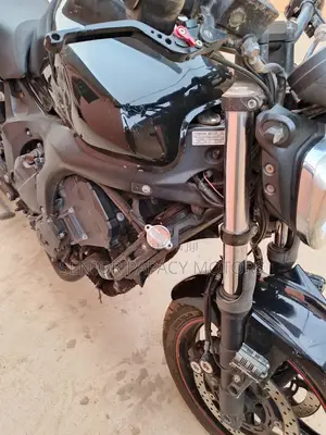 Yamaha 2019 Black