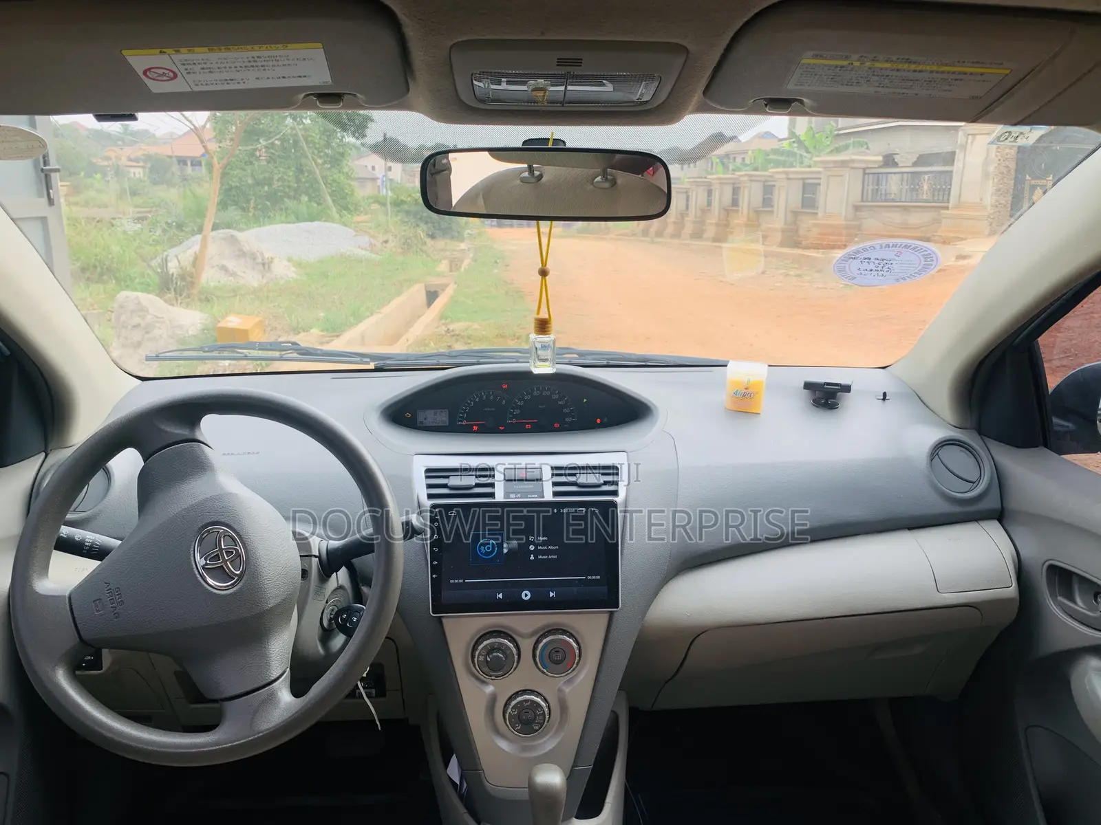 Toyota Belta 2010 Blue