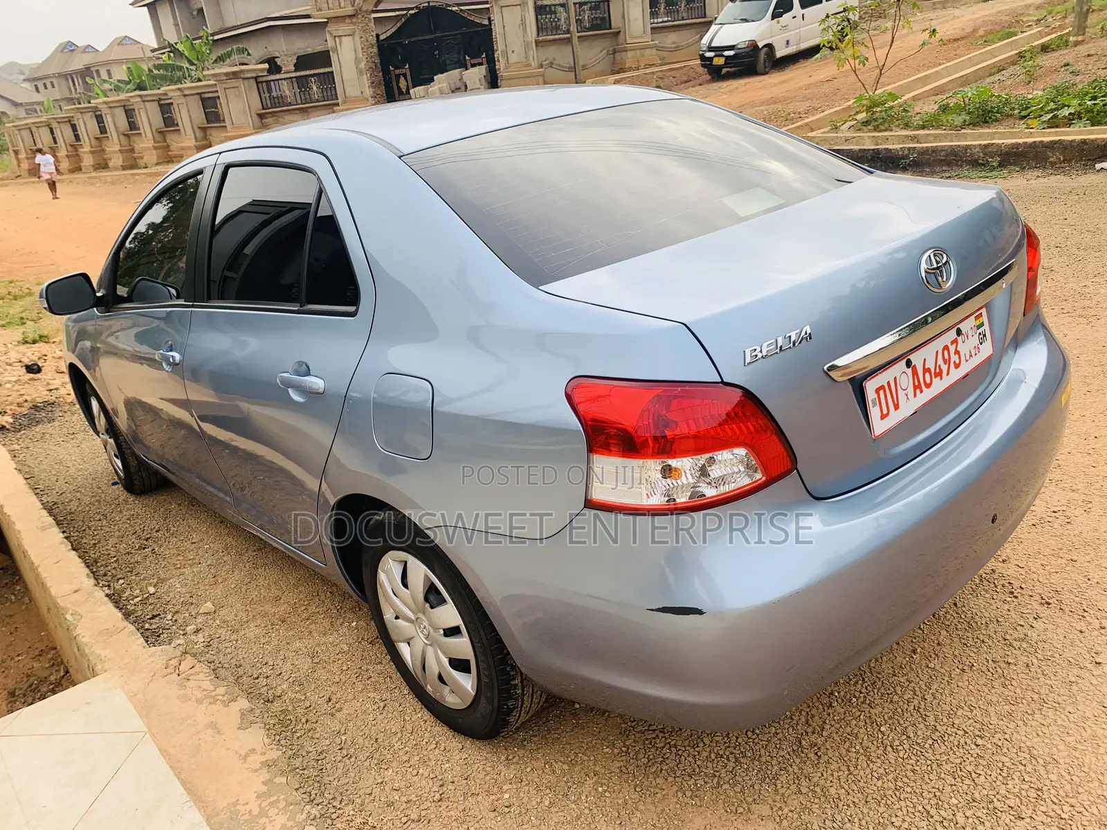 Toyota Belta 2010 Blue