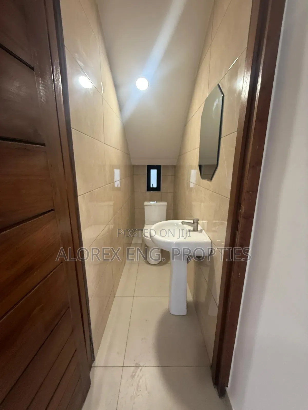 3bdrm House in $120,000, Adenta for sale
