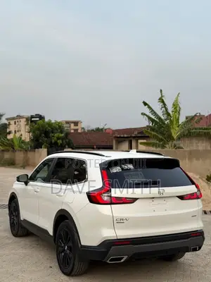 Honda CR-V 2024 White