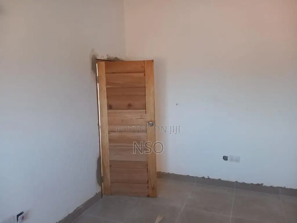 2bdrm Apartment in Redrow Estate, East Legon for sale