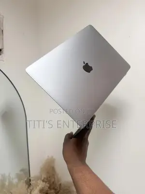 Laptop Apple MacBook Pro 2019 8GB Intel Core i5 HDD+SSD 256GB