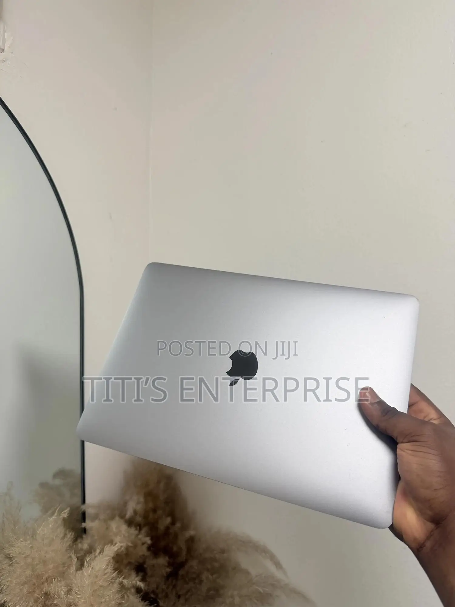 Laptop Apple MacBook Pro 2019 8GB Intel Core i5 HDD+SSD 256GB