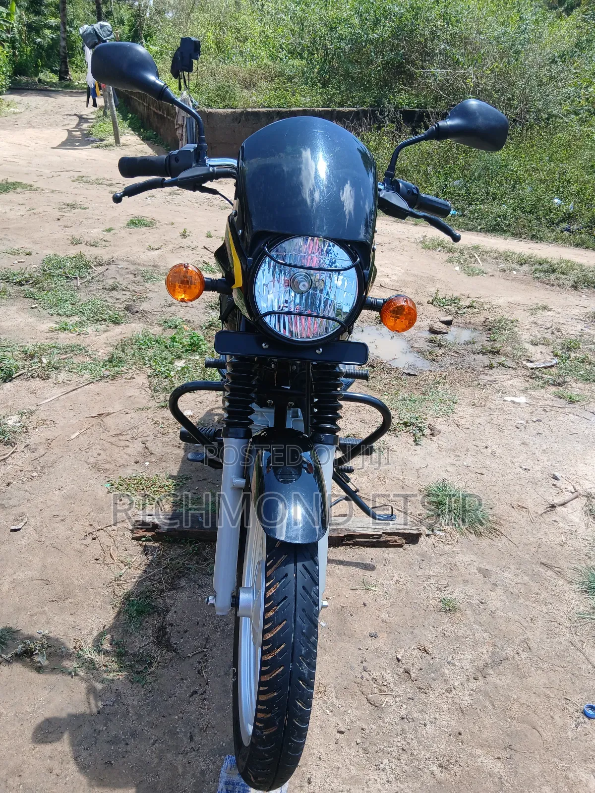 Bajaj Boxer 125 2026