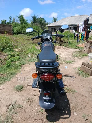 Bajaj Boxer 125 2026