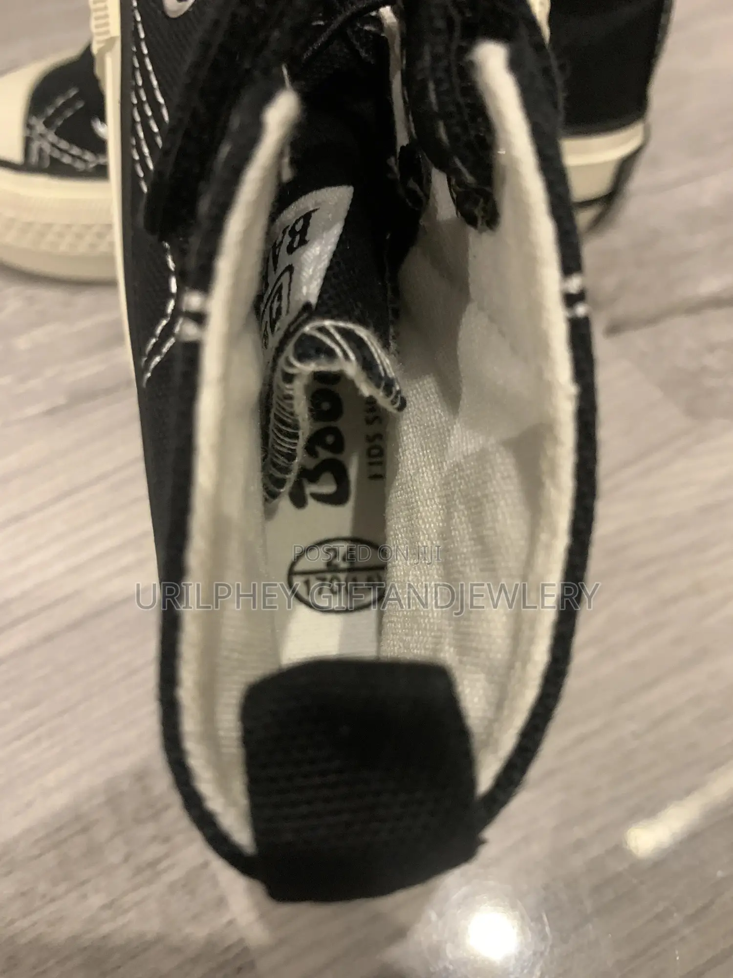 Classic Toddler Black White High-Tops Canvas Kid Sneakers With Easy