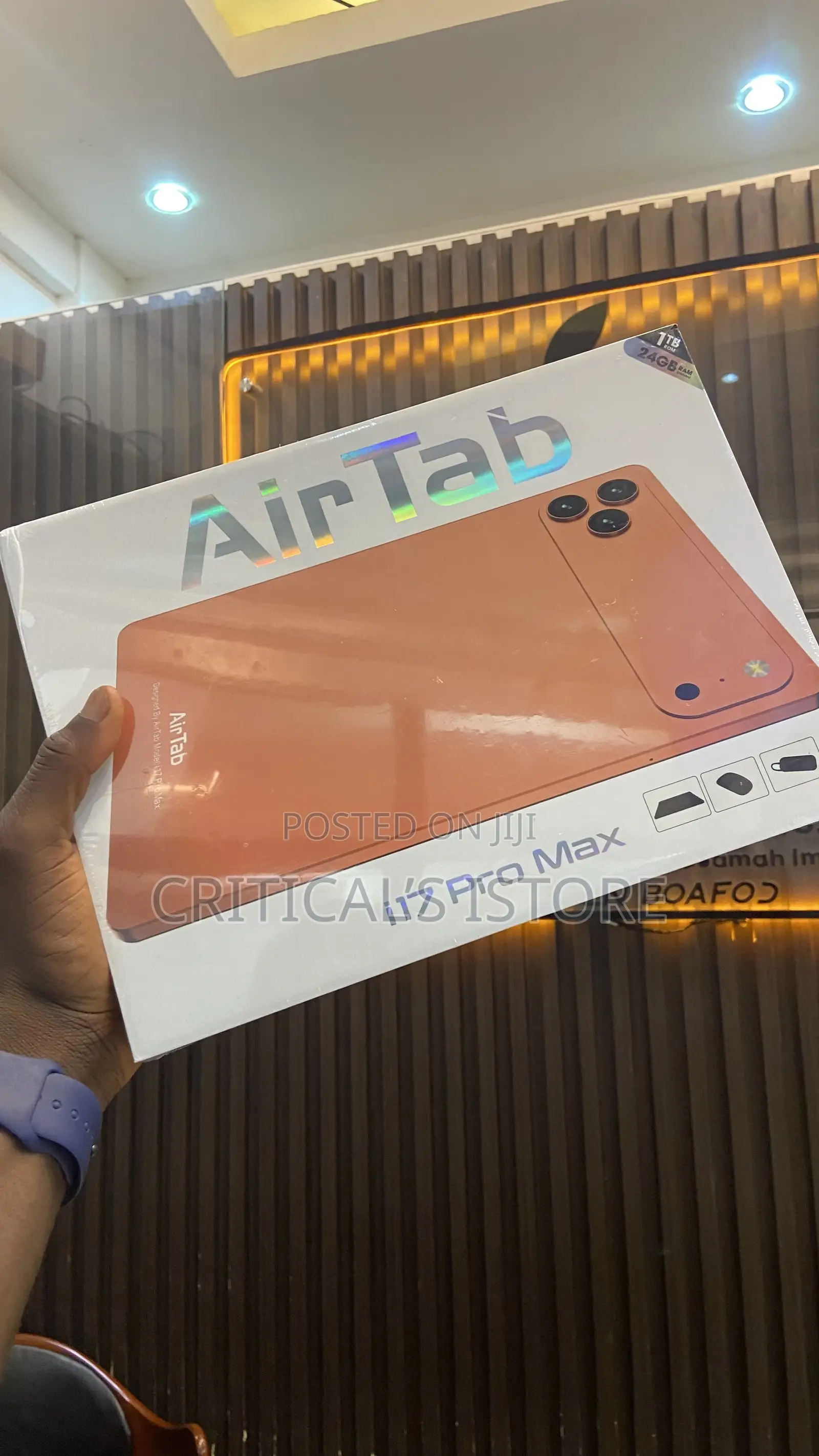 New Apple iPad Pro 13 (2025) 1 TB Yellow